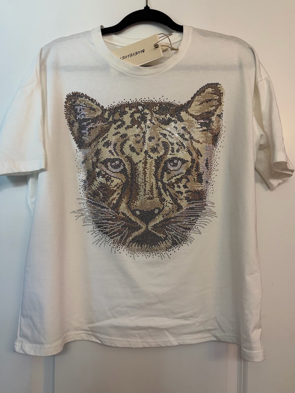 White Short Sleeve Tee with Leopard Face Graphic